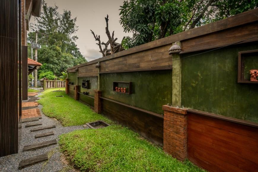 Ingmon House Hotel Chiang Mai Exterior foto